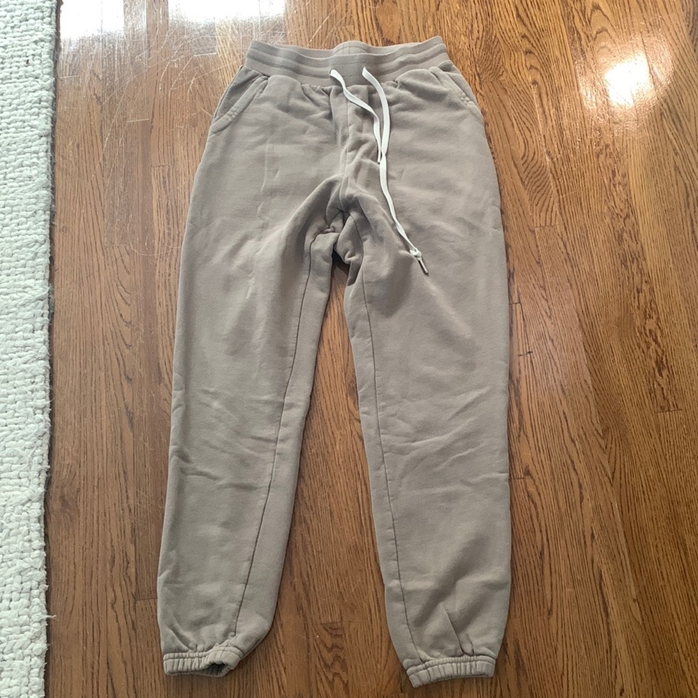 John Elliot sweatpants size 2 medium dark beige